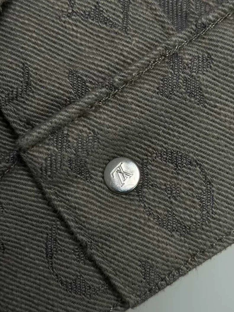 Louis Vuitton Louis Vuitton Gray Monogram Denim Jacket-yf Size US M / EU 48-50 / 2 - 5 Thumbnail