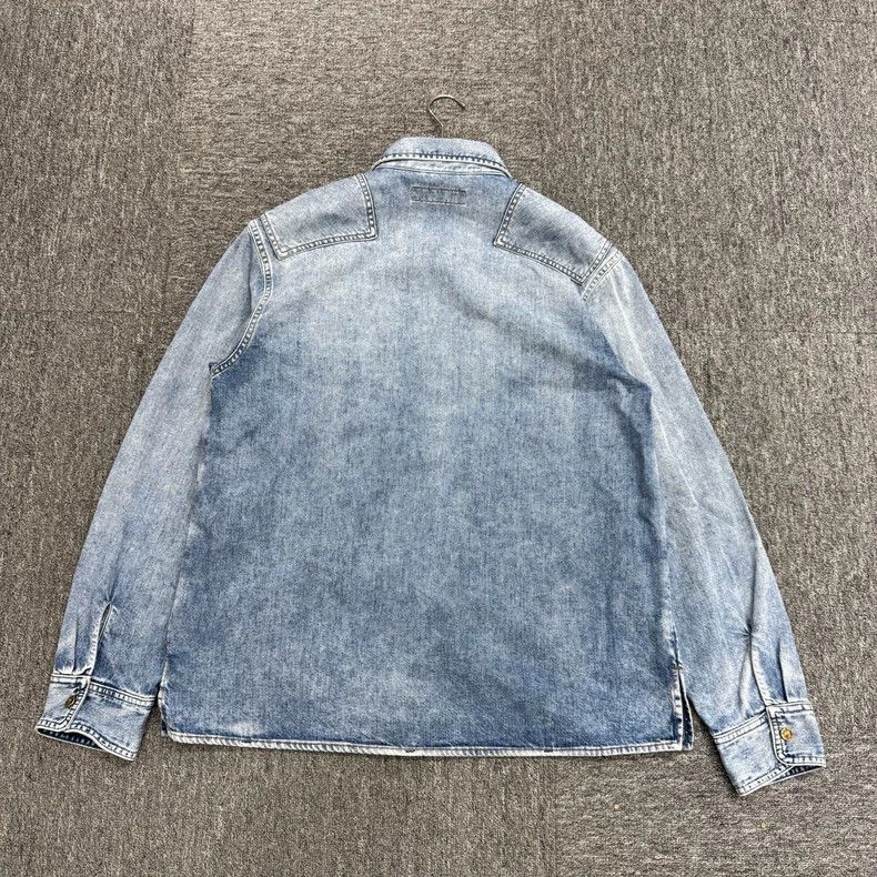 Louis Vuitton Louis Vuitton Washed Denim Shirt-yf Size US M / EU 48-50 / 2 - 2 Thumbnail