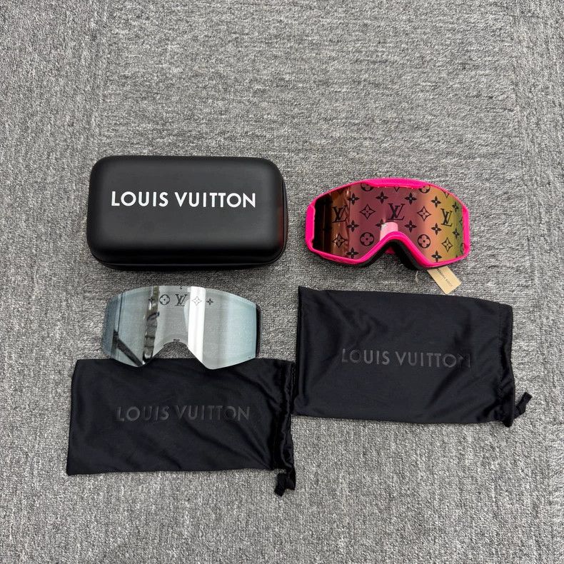 Louis Vuitton Louis Vuitton Monogram Ski Goggles-yf Size ONE SIZE - 2 Thumbnail