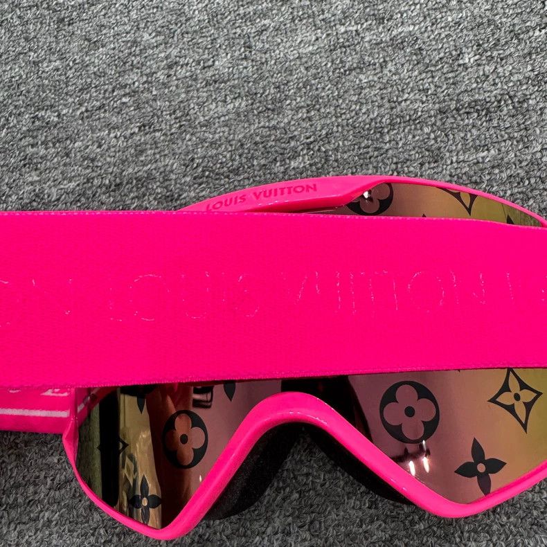 Louis Vuitton Louis Vuitton Monogram Ski Goggles-yf Size ONE SIZE - 3 Thumbnail