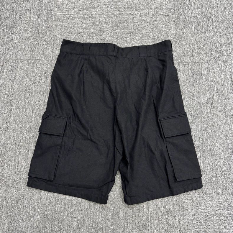Louis Vuitton Louis Vuitton LV Cargo Shorts-yf Size US 44 / EU 60 - 2 Thumbnail