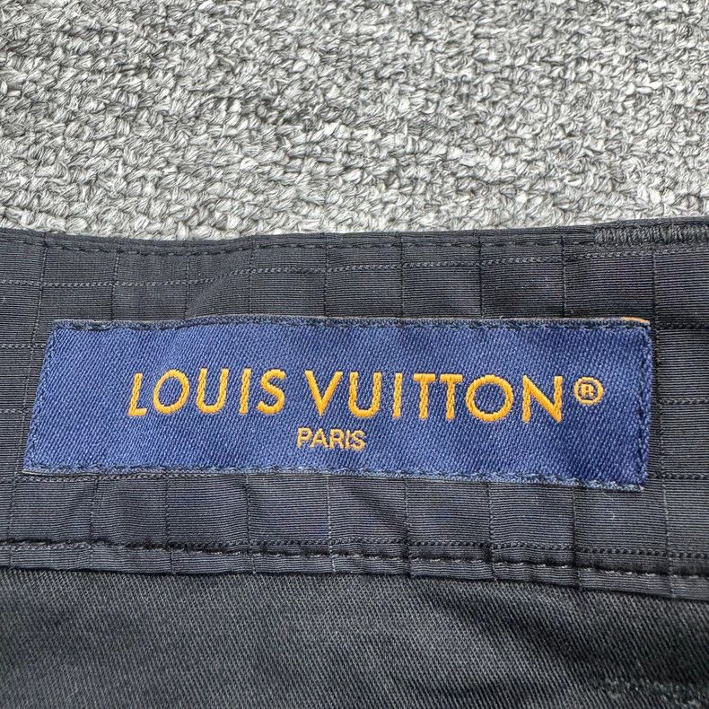 Louis Vuitton Louis Vuitton Monogram Cargo Shorts-yf Size US 44 / EU 60 - 4 Thumbnail
