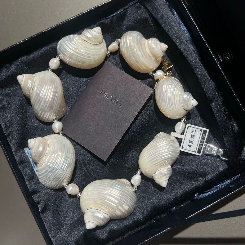 Prada Prada Shell Beaded Necklace-yf Size ONE SIZE - 2 Thumbnail