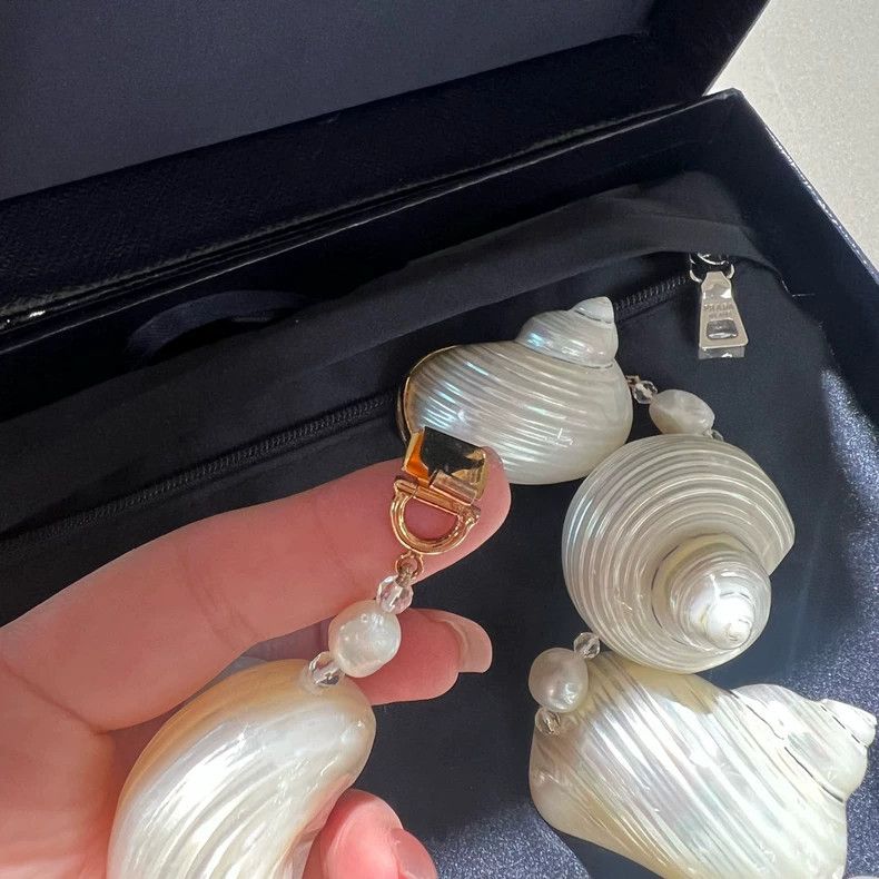 Prada Prada Shell Beaded Necklace-yf Size ONE SIZE - 4 Thumbnail