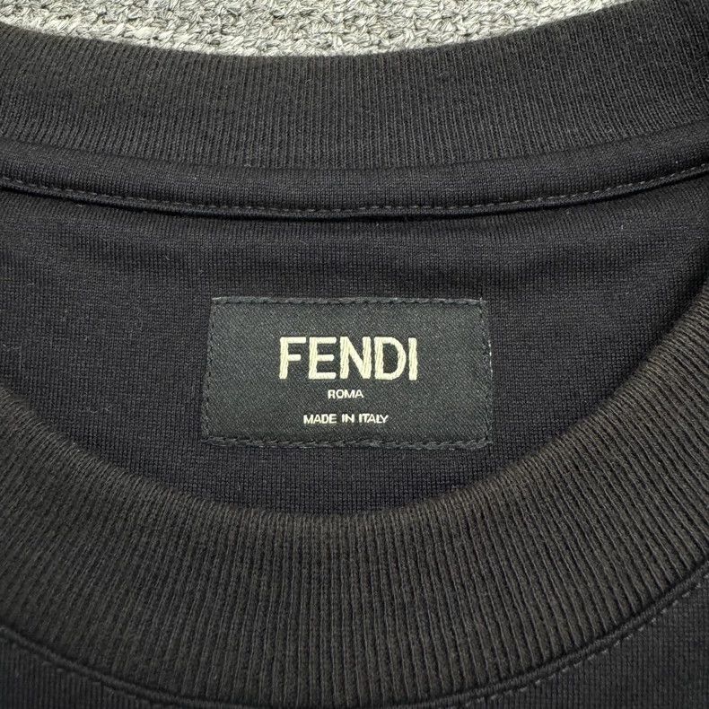 Fendi Fendi Monogram Pocket Short Sleeve T-shirt-yf Size US S / EU 44-46 / 1 - 3 Thumbnail