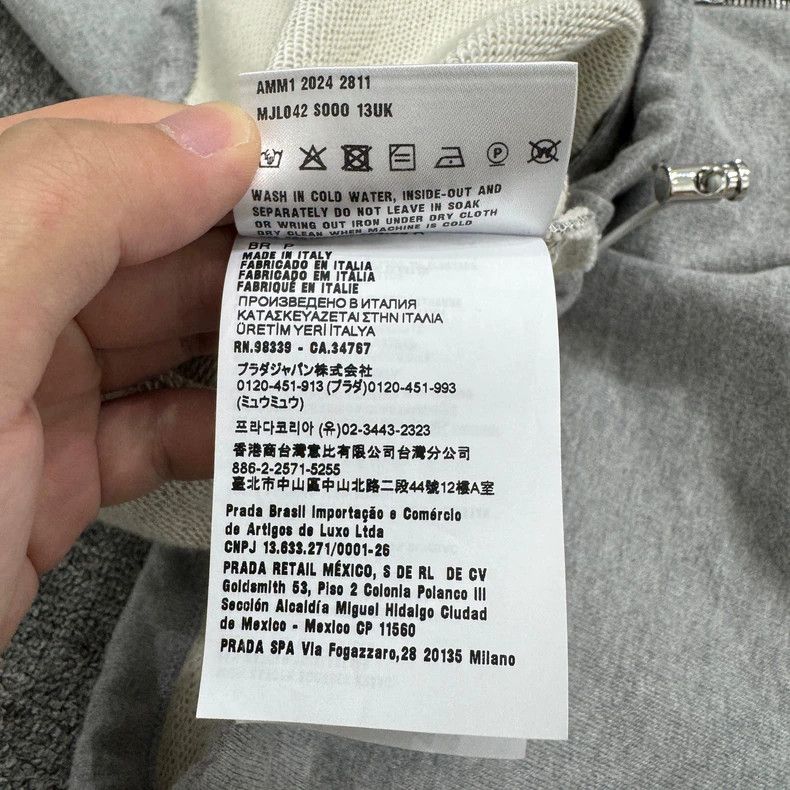 Miu Miu MiuMiu 25ss Embroidered Letter Gray Jacket-yf Size US S / EU 44-46 / 1 - 4 Thumbnail