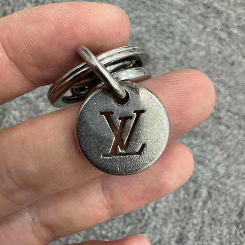 Louis Vuitton Louis Vuitton Monogram Key Holder-yf Size ONE SIZE - 5 Thumbnail