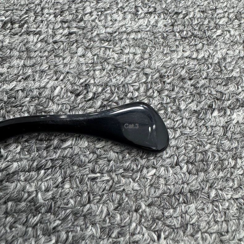 Gucci Gucci Black Sunglasses with Case-yf Size ONE SIZE - 6 Thumbnail
