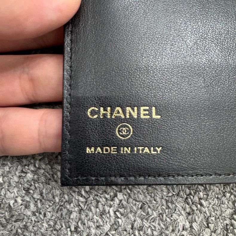 Chanel Chanel Caviar Leather CC Passport Holder-yf Size ONE SIZE - 6 Thumbnail