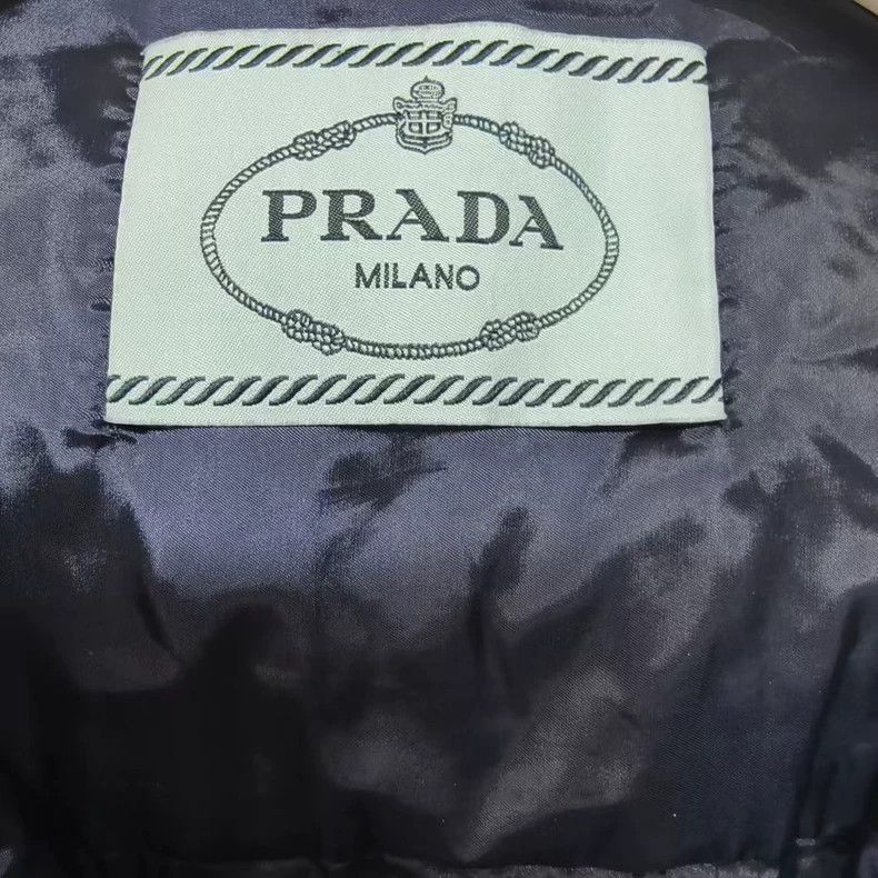 Prada Prada Classic Satin Down Jacket-yf Size US M / EU 48-50 / 2 - 3 Thumbnail