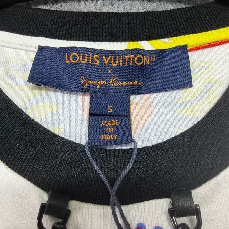 Louis Vuitton Louis Vuitton Kusama Sunflower Print T-shirt-yf Size US S / EU 44-46 / 1 - 3 Thumbnail