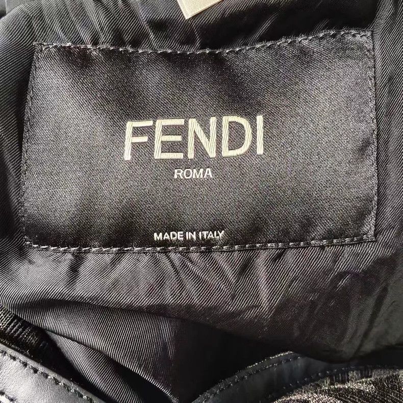 Gucci Gucci Logo Bomber Jacket with Dog Embroidery-yf Size US XS / EU 42 / 0 - 3 Thumbnail