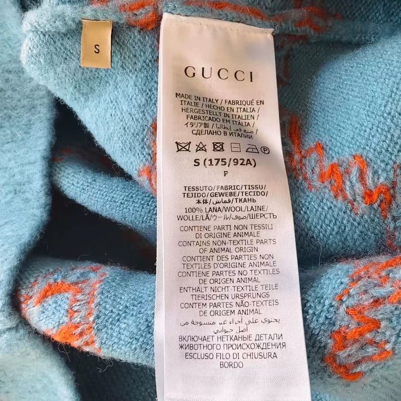 Gucci Gucci Logo Intarsia Button Knit Cardigan-yf Size US S / EU 44-46 / 1 - 4 Thumbnail
