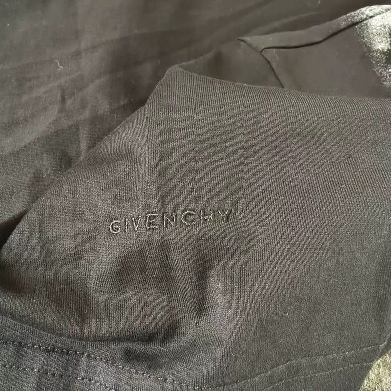 Givenchy Givenchy Embellished Chain Short Sleeve Tee-yf Size US XS / EU 42 / 0 - 3 Thumbnail