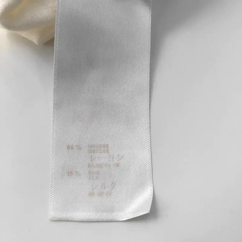 Louis Vuitton Louis Vuitton Summer White Short Sleeve T-Shirt 0089 Size S / US 4 / IT 40 - 3 Thumbnail