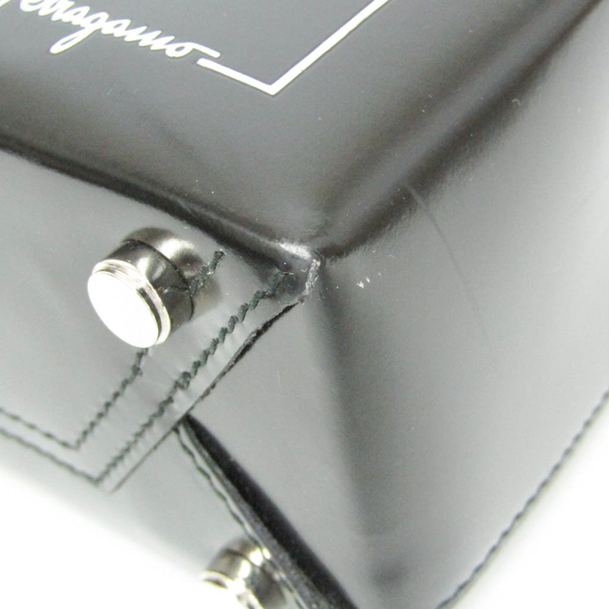 Salvatore Ferragamo Salvatore Ferragamo DJ-21 8210 Women's Patent Leather Handbag Black Size ONE SIZE - 5 Thumbnail