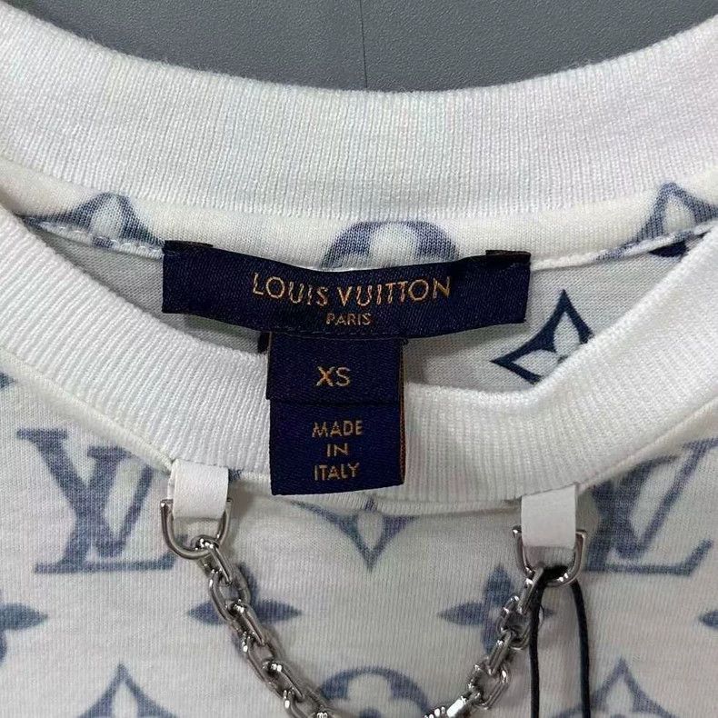 Louis Vuitton Louis Vuitton White Monogram Chain T-Shirt - dmc Size US XS / EU 42 / 0 - 6 Thumbnail