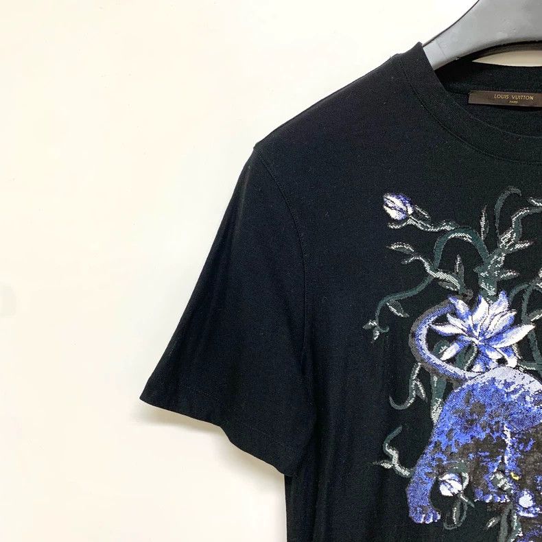 Louis Vuitton Louis Vuitton Black Panther Graphic Tee - dmc Size US M / EU 48-50 / 2 - 5 Thumbnail