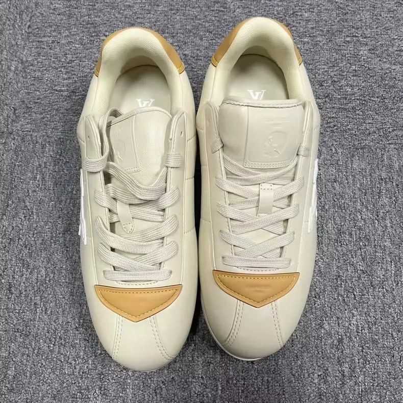Louis Vuitton Louis Vuitton 2025 Beige Leather Low-Top Sneakers - dmc Size US 10.5 / EU 43-44 - 2 Thumbnail