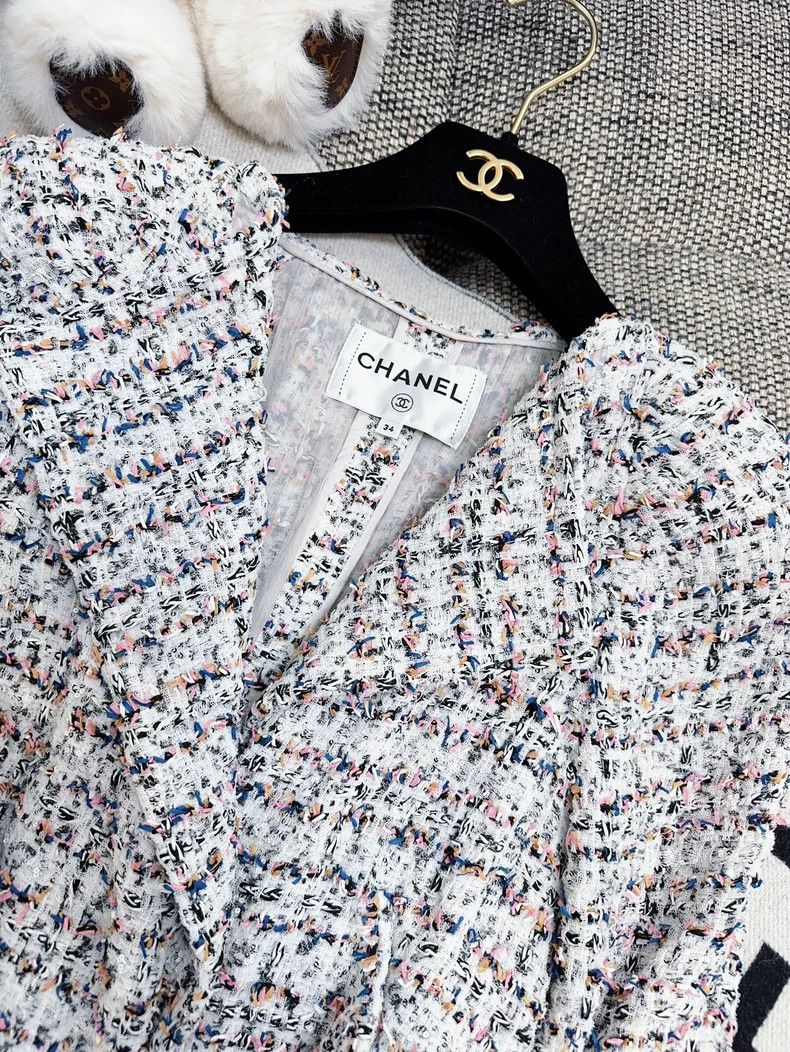 Chanel Chanel Tweed Sequin Coat with Belt - dmc Size US M / EU 48-50 / 2 - 6 Thumbnail