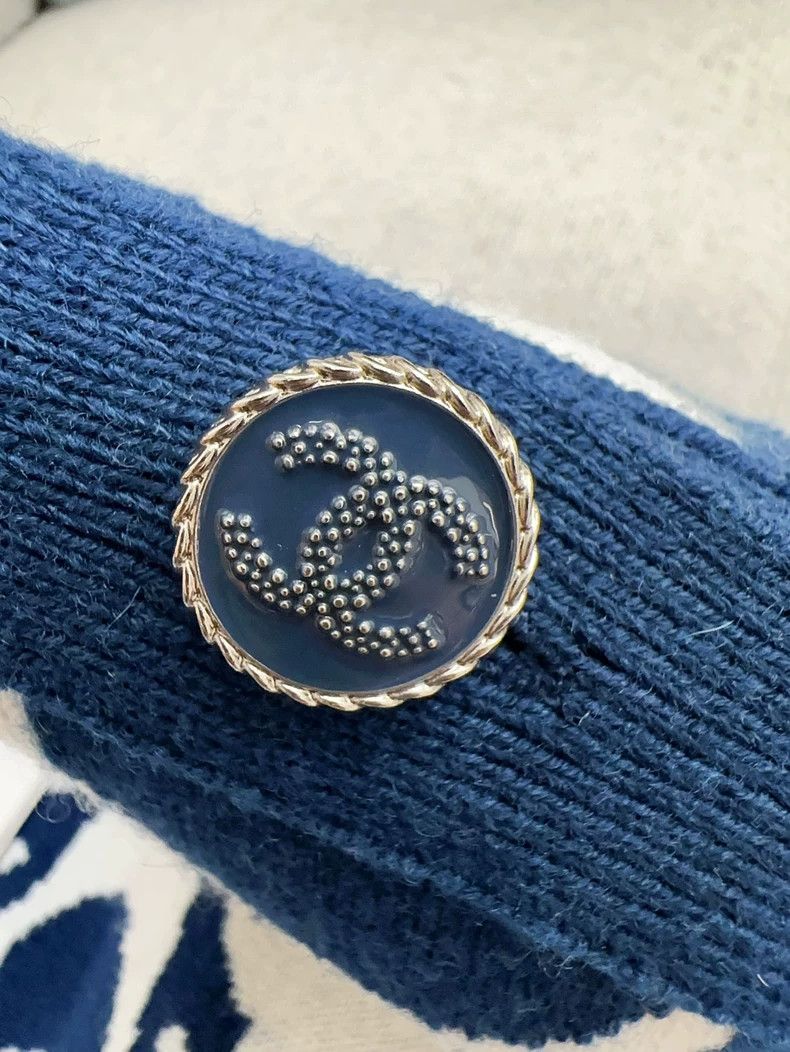 Chanel Chanel 21P Navy White CC Wave Knit Top - dmc Size US M / EU 48-50 / 2 - 6 Thumbnail