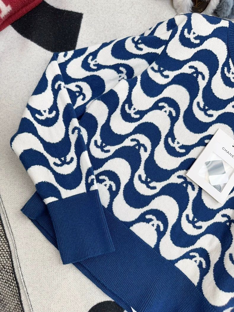 Chanel Chanel 21P Navy White CC Wave Knit Top - dmc Size US M / EU 48-50 / 2 - 4 Thumbnail