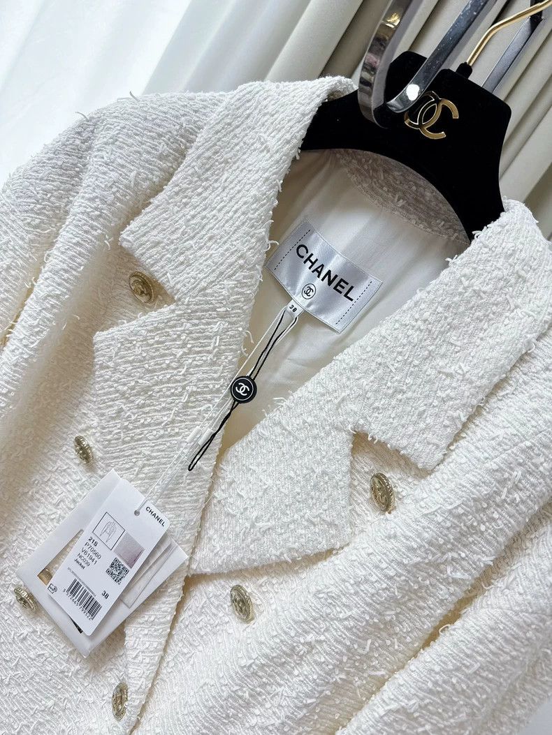 Chanel Chanel 21S White Double-Breasted Jacket - dmc Size US M / EU 48-50 / 2 - 7 Thumbnail