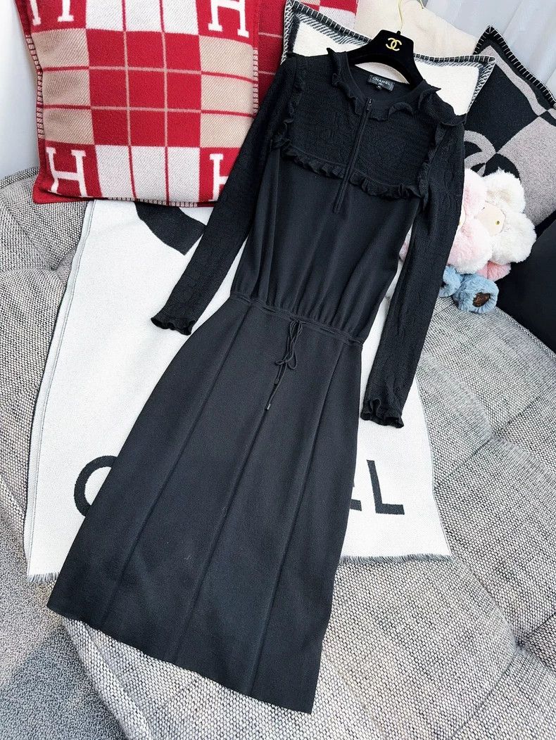 Chanel Chanel Black Ruffled Long Sleeve Dress - dmc Size US 34 / EU 50 - 3 Thumbnail