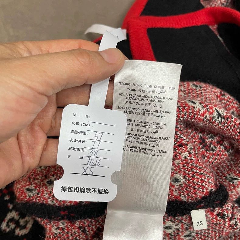 Gucci Gucci Black Red Print Vintage Cardigan - dmc Size US XS / EU 42 / 0 - 5 Thumbnail