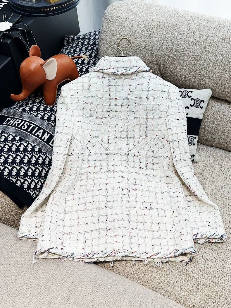 Chanel Chanel Pearl White Tweed Jacket - dmc Size US S / EU 44-46 / 1 - 2 Thumbnail