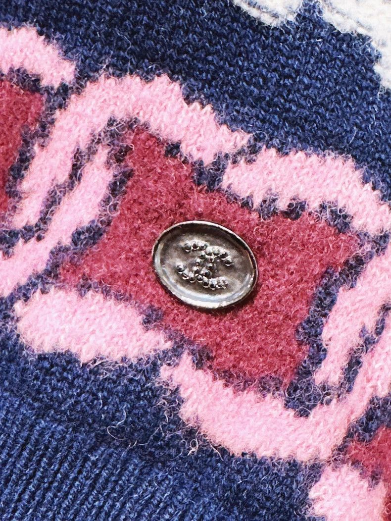 Chanel Chanel 23B Blue CC Logo Cashmere Cardigan - dmc Size US XS / EU 42 / 0 - 3 Thumbnail