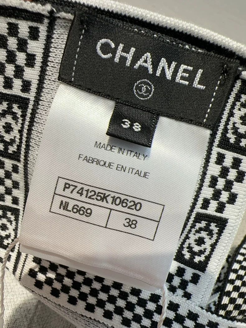 Chanel Chanel 23C Black Checkerboard Logo Camisole - dmc Size US M / EU 48-50 / 2 - 4 Thumbnail
