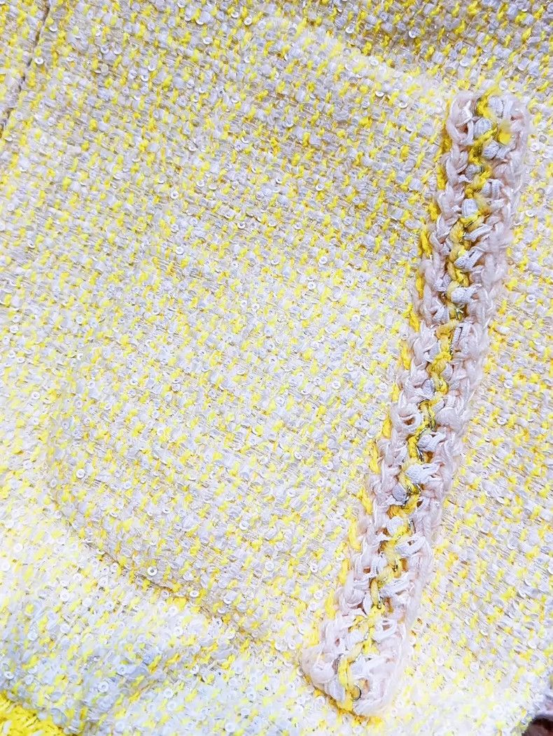 Chanel Chanel 19S Yellow Tweed Long Sleeve Jacket - dmc Size US S / EU 44-46 / 1 - 4 Thumbnail