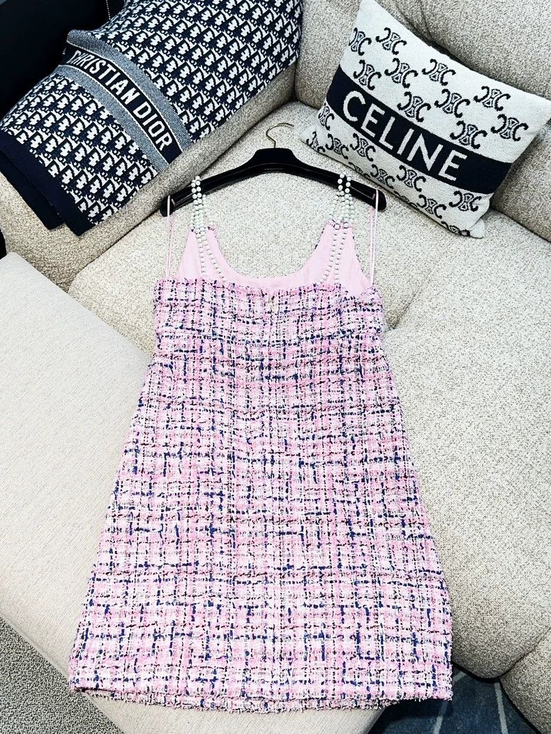 Chanel Chanel Tweed Pearl Strap Dress - dmc Size US M / EU 48-50 / 2 - 3 Thumbnail