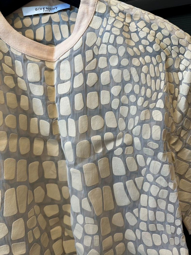 Givenchy Givenchy Silk Crocodile Print T-Shirt - dmc Size US XS / EU 42 / 0 - 2 Thumbnail