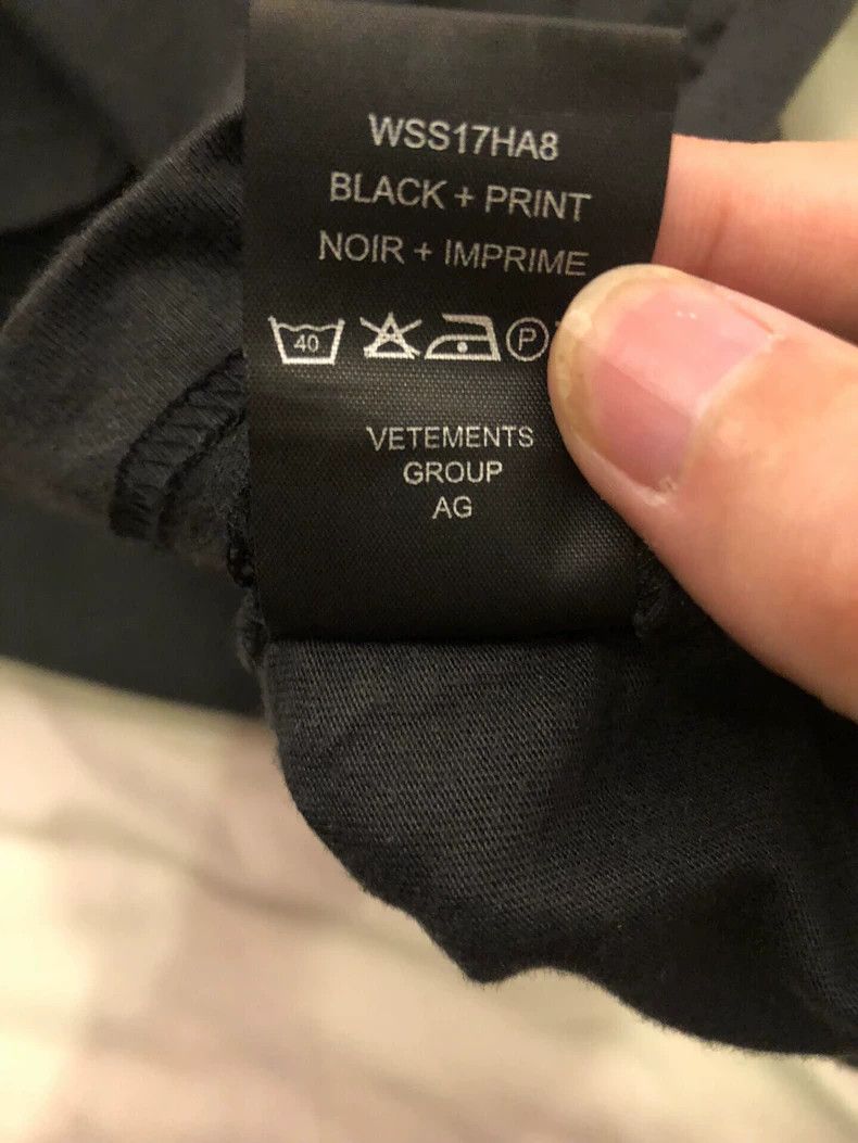 Vetements VETEMENTS Collaboration Short Sleeve Tee - dmc Size US XS / EU 42 / 0 - 6 Thumbnail