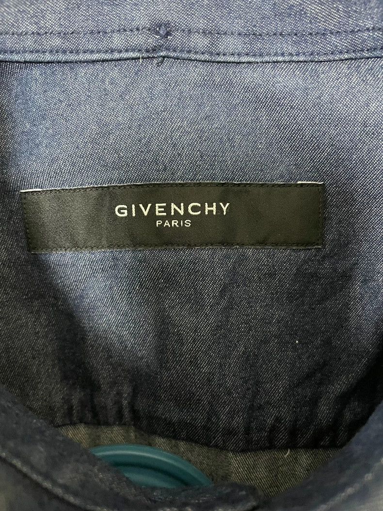 Givenchy Givenchy Two-Tone Denim Shirt - dmc Size US XL / EU 56 / 4 - 7 Thumbnail