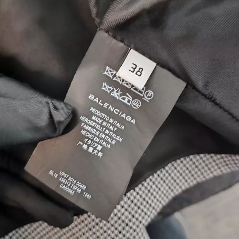 Balenciaga Balenciaga Herringbone Blazer Size 38 - dmc Size US XS / EU 42 / 0 - 5 Thumbnail
