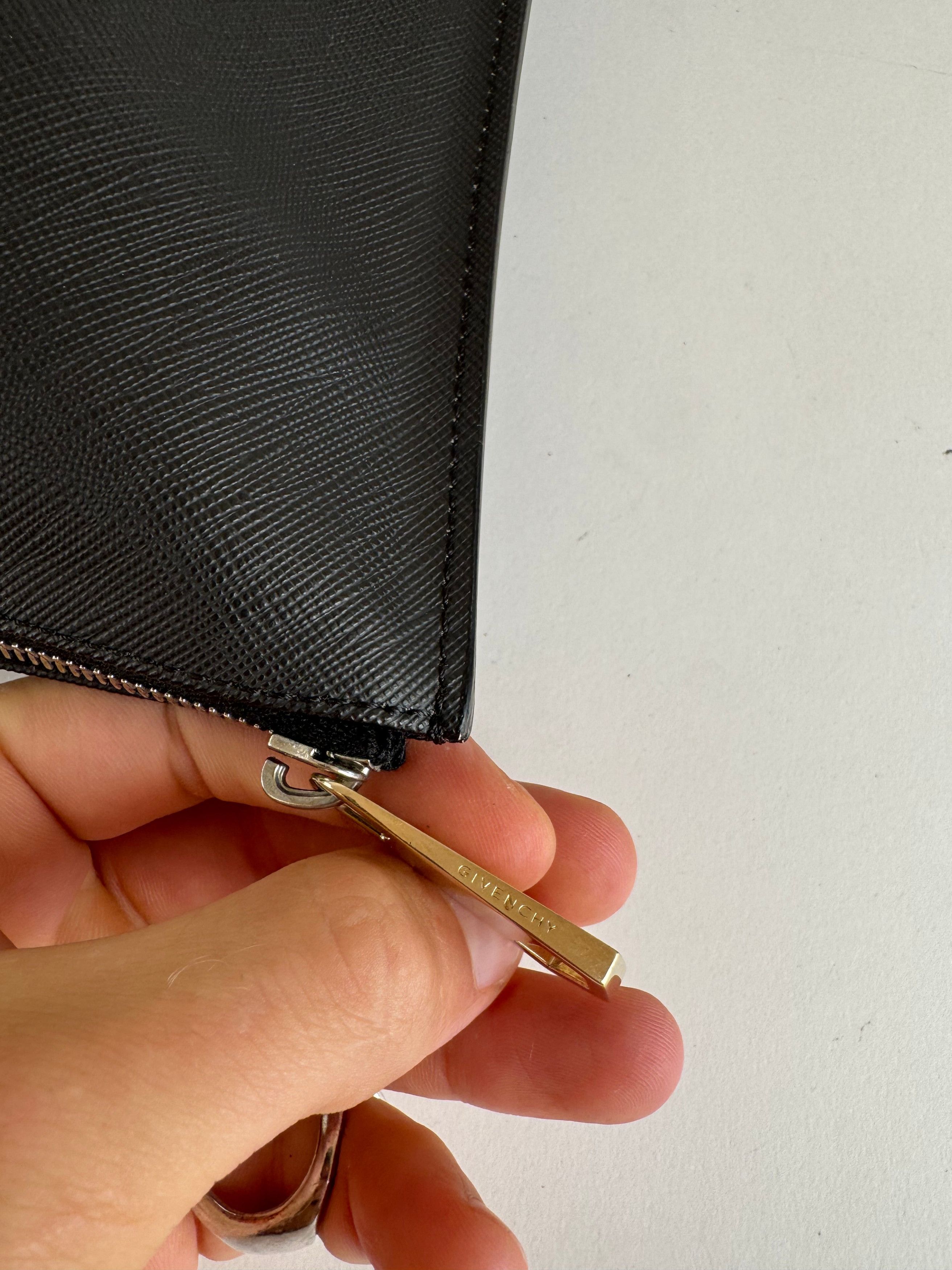 Givenchy Leather Clutch Black Pervert 17 Size ONE SIZE - 7 Thumbnail