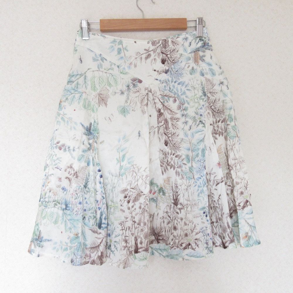 Paul Smith Paul Smith Paul Smith BLACK Flower Print Satin Skirt Others Skirts DUTY FREE for USA Size ONE SIZE - 2 Thumbnail