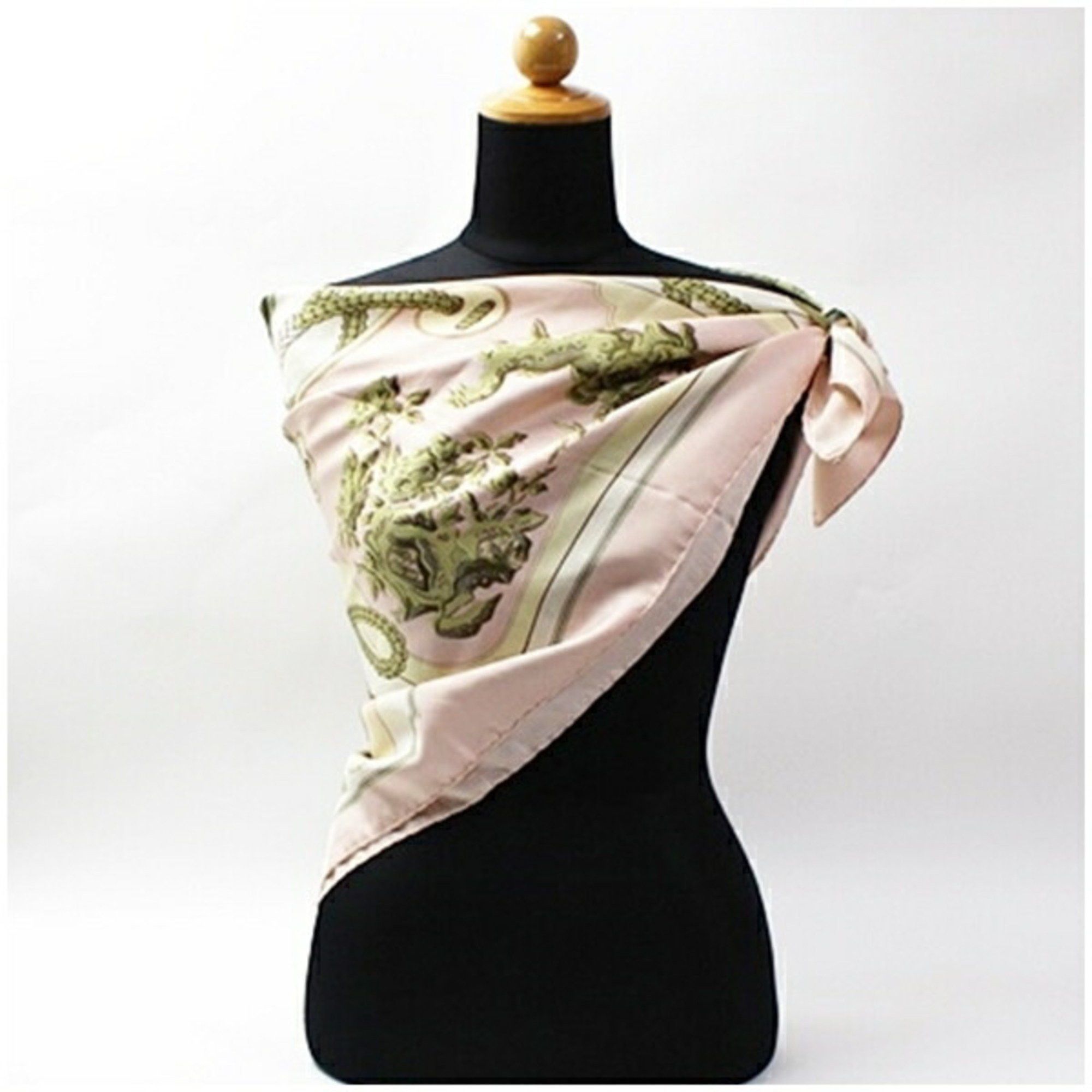 Hermes Hermès Scarf/Muffler Carré 90 TSUBAS (Sword-like Tsuba) HERMES Women's Size ONE SIZE - 3 Thumbnail