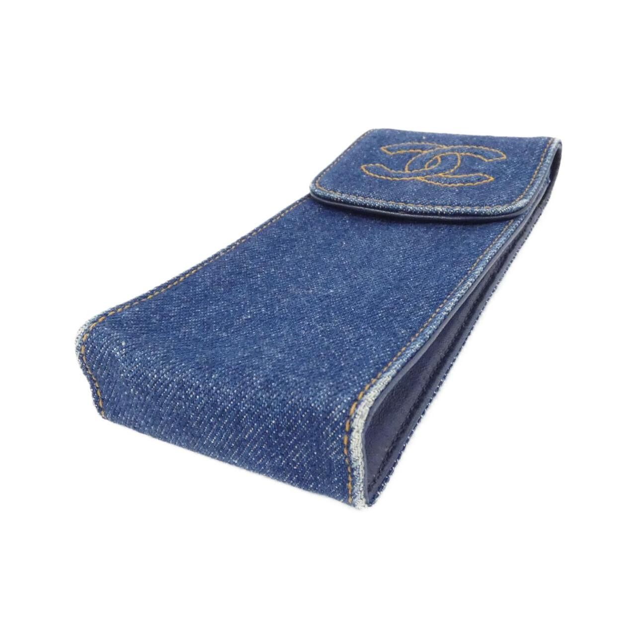 Chanel Chanel Chanel Timeless CC Line Denim Pouch Denim Other DUTY FREE for USA Size ONE SIZE - 3 Thumbnail