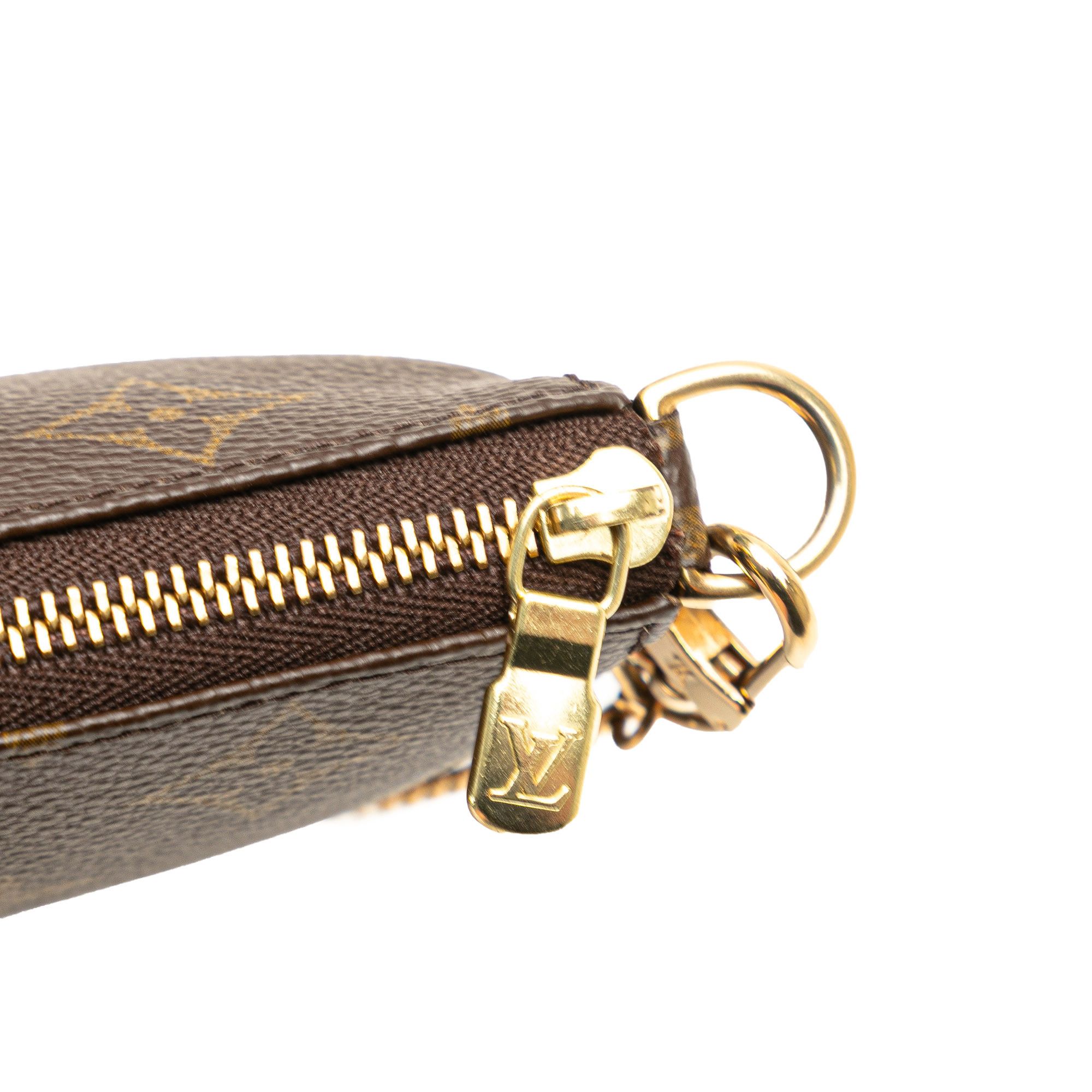 Louis Vuitton Louis Vuitton Monogram Mini Pochette Accessoires Size ONE SIZE - 8 Thumbnail
