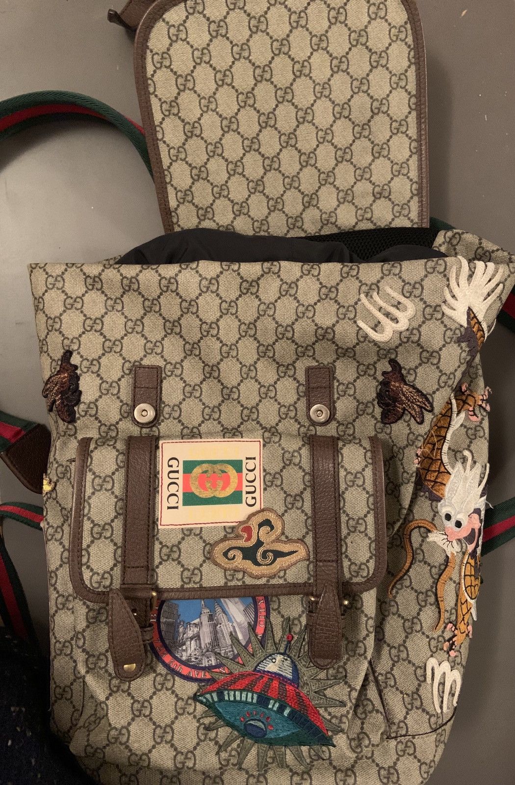 Gucci GUCCI COURIER SOFT GG SUPREME BACKPACK Grailed