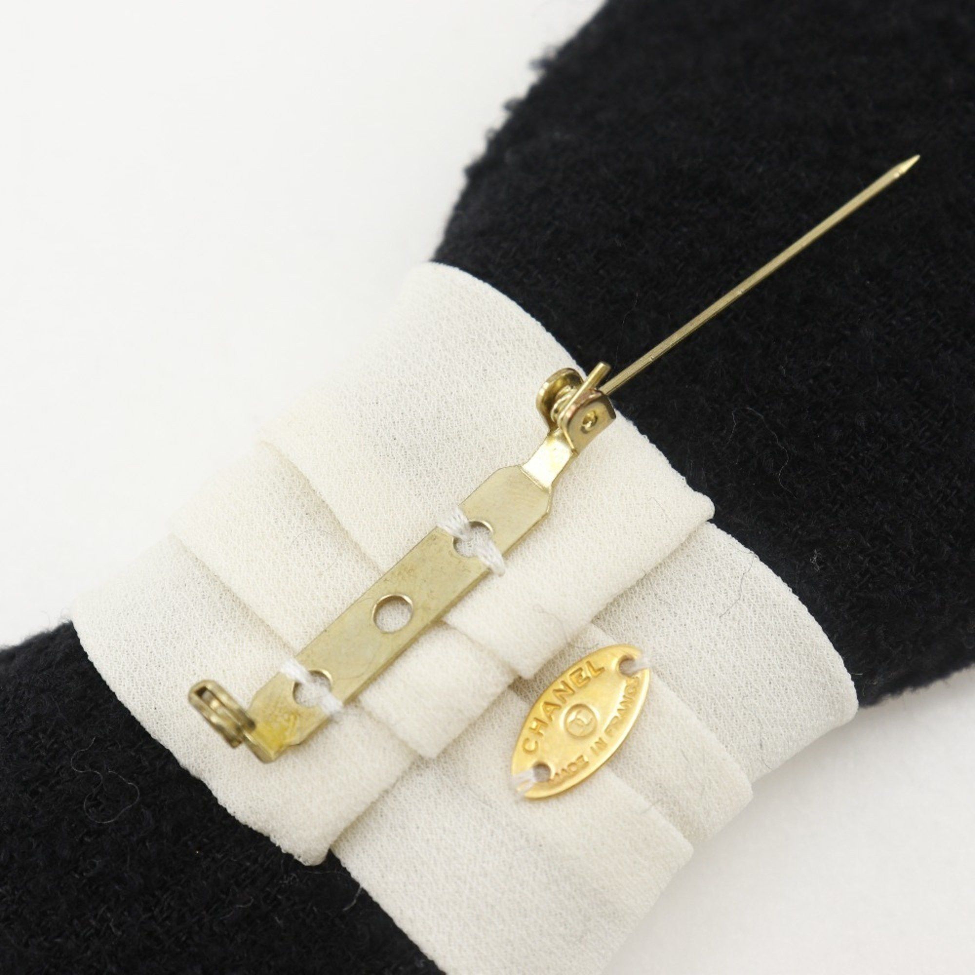 Chanel CHANEL Ribbon Brooch with Coco Mark, Tweed, Black/White, Approx. 15g, Women's Size ONE SIZE - 4 Thumbnail