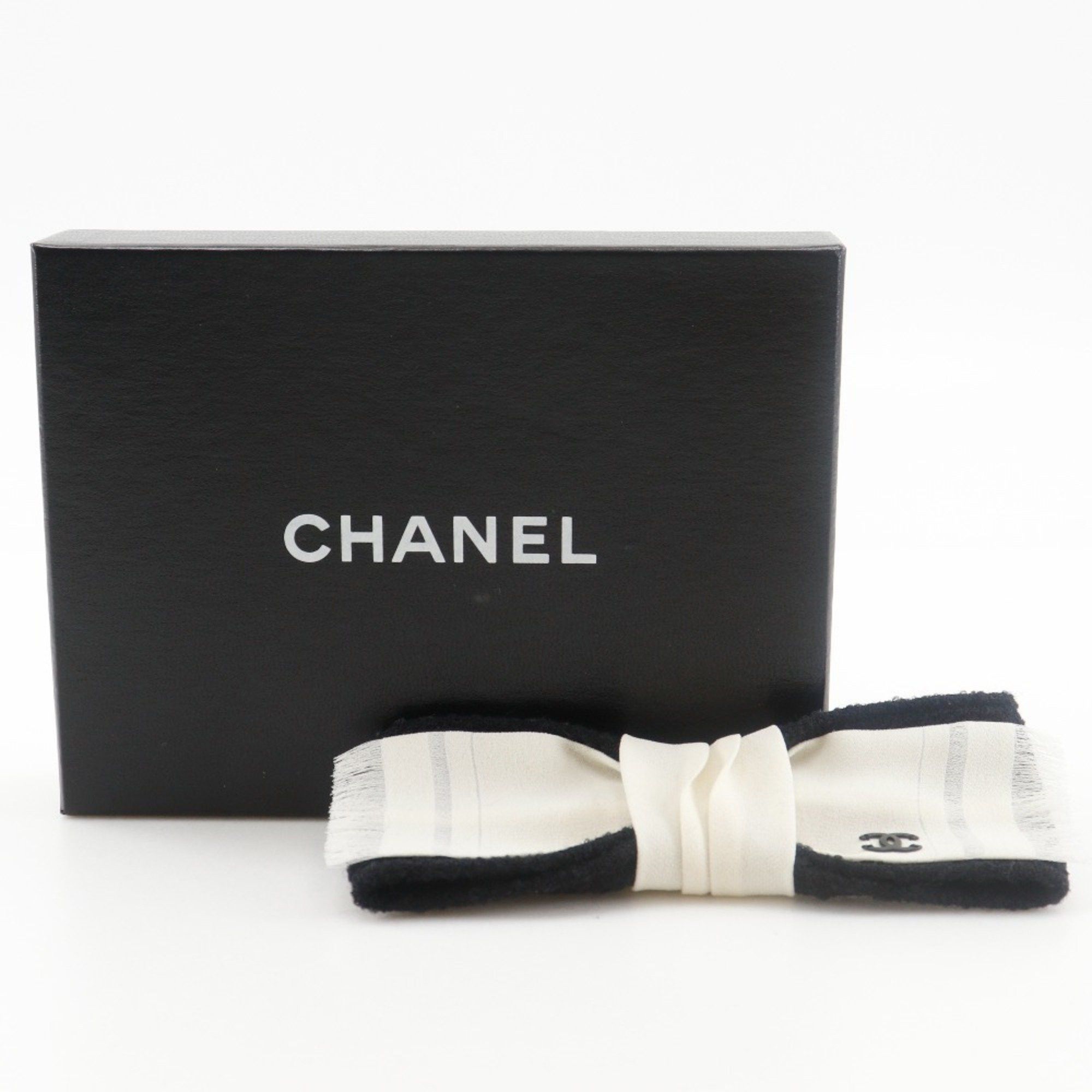 Chanel CHANEL Ribbon Brooch with Coco Mark, Tweed, Black/White, Approx. 15g, Women's Size ONE SIZE - 5 Thumbnail