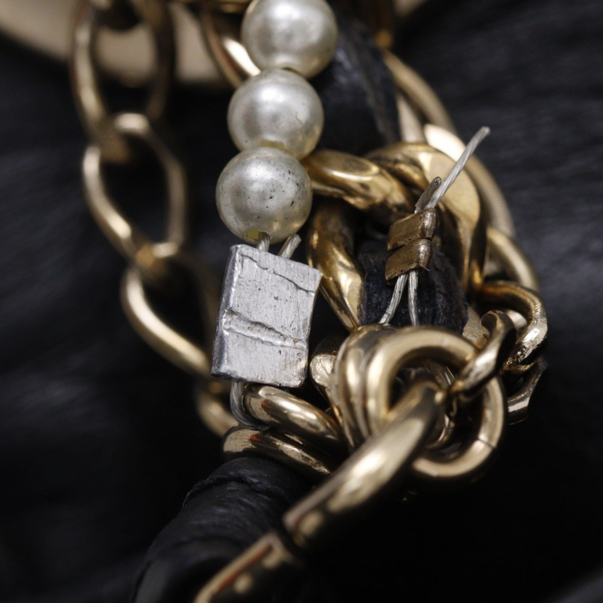 Chanel CHANEL Westminster Shoulder Bag, Chain Matelasse, A39011, Lambskin with Faux Pearl, Black, Women's Size ONE SIZE - 9 Thumbnail