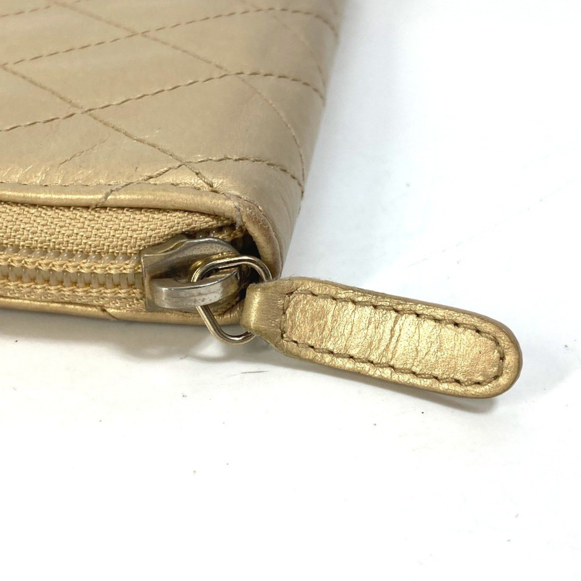 Chanel CHANEL Coco Mark CC Matelasse Quilted Round Zip Long Wallet in Calfskin, Gold Size ONE SIZE - 3 Thumbnail