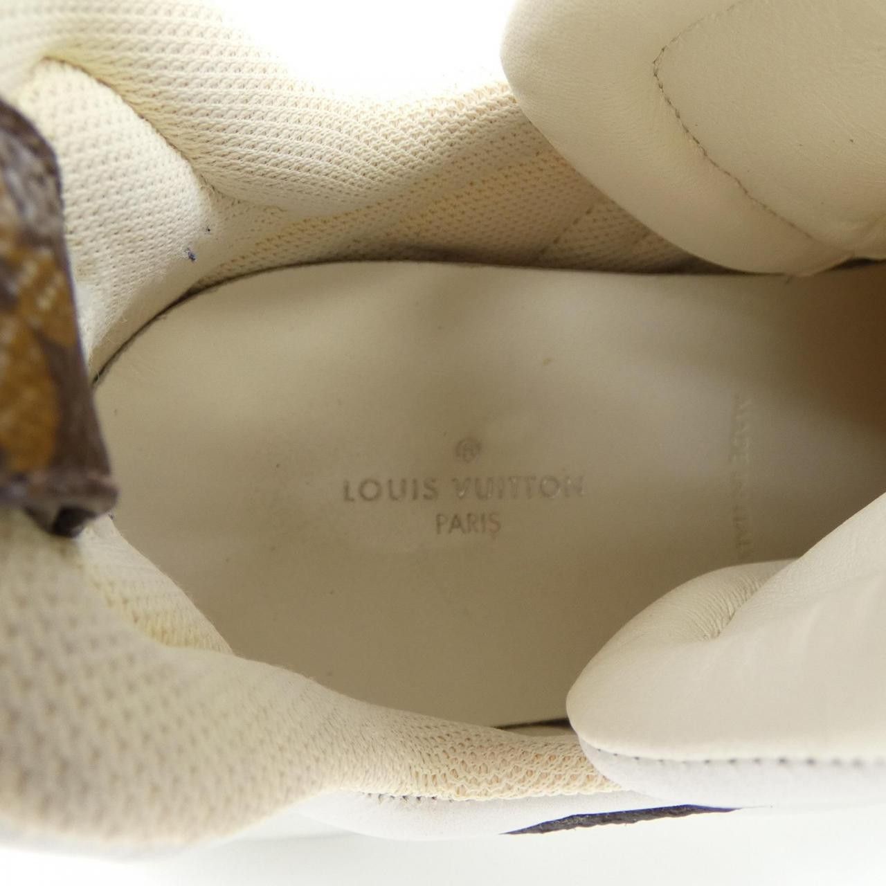 Louis Vuitton Louis Vuitton Louis Vuitton LV Archlight Monogram Patent Sneaker Canvas Shoes DUTY FREE for USA Size ONE SIZE - 6 Thumbnail