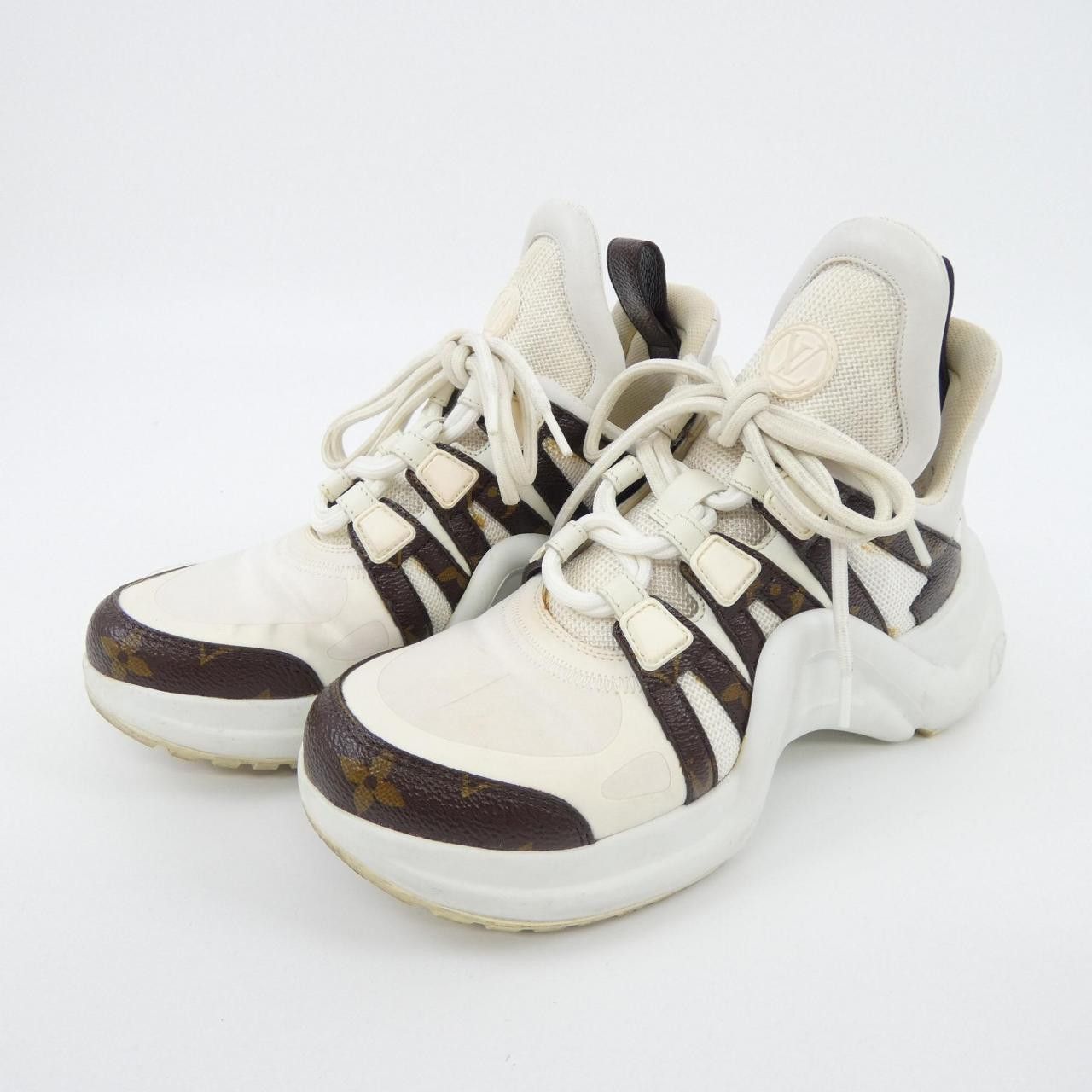 Louis Vuitton Louis Vuitton Louis Vuitton LV Archlight Monogram Patent Sneaker Canvas Shoes DUTY FREE for USA Size ONE SIZE - 3 Thumbnail